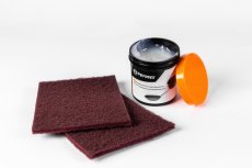 Čisticí sada na grilování – pasta Petromax + 2 × brusná houbička Mirlon Čisticí sada na grilování – pasta Petromax + 2 × brusná houbička Mirlon