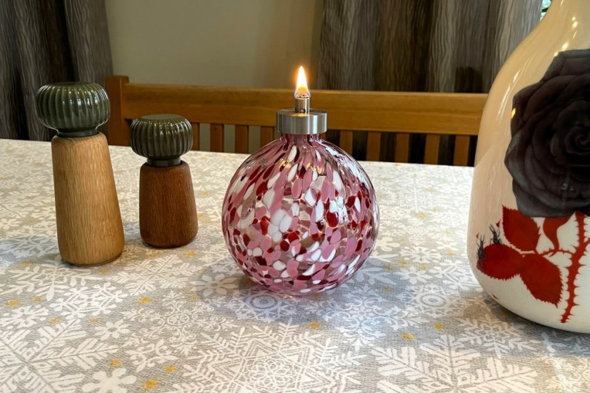 Olejová lampa SCUTI – Rubínově červená