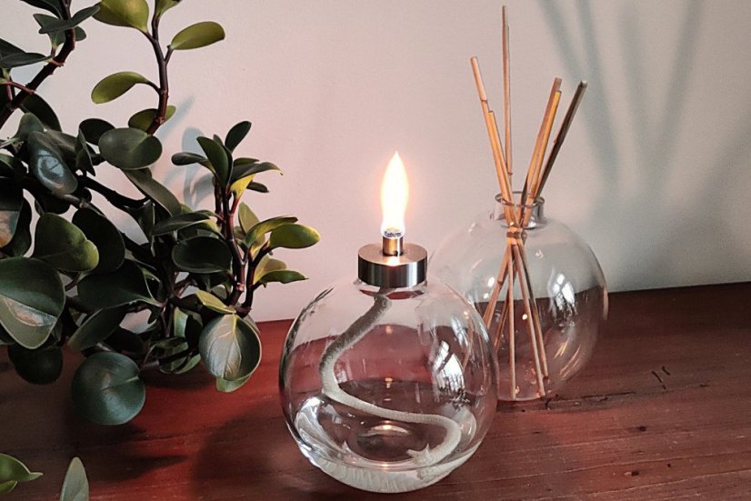 Čirá olejová lampa a difuzér