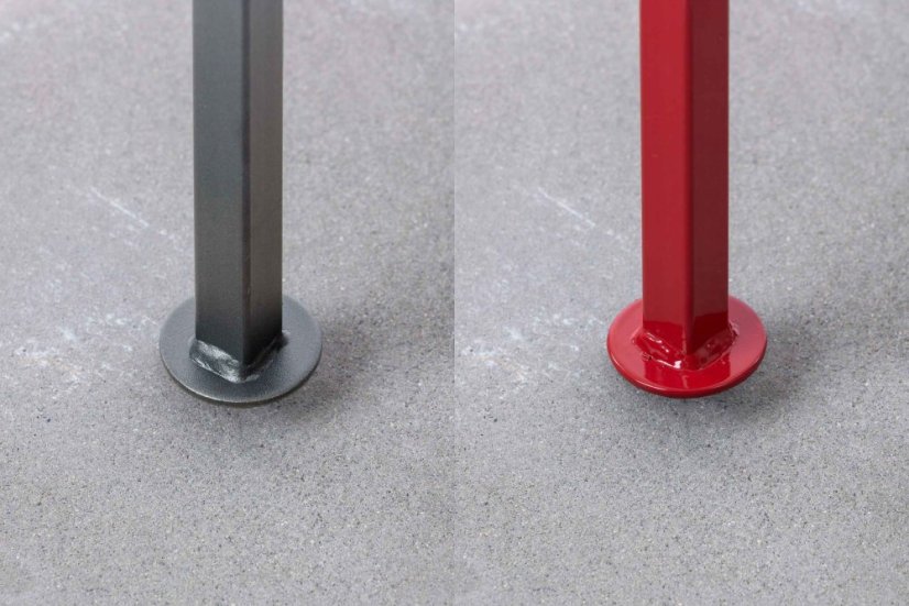 Detail kotvenia stojana s betónovou doskou