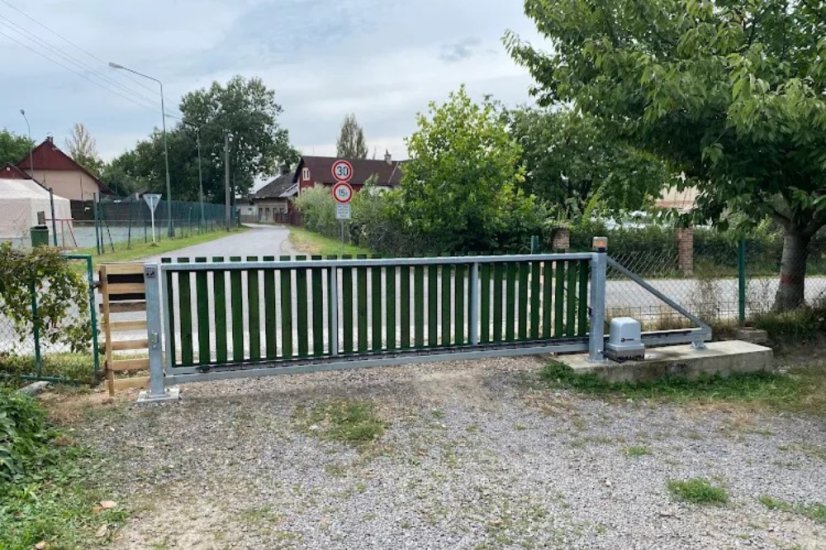 Samonosná brána - foto zákazník